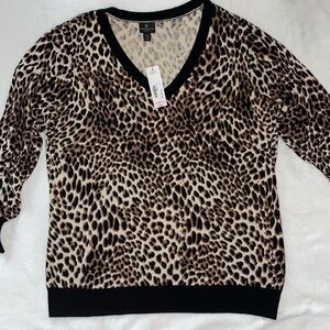 New plus size Leopard print pullover top